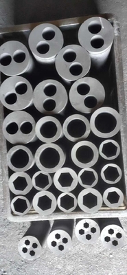 8mm 16mm Graphite πεθαίνει για Up Casting Black χρησιμοποιώντας χρόνο 2-3 ημέρες μακρά διάρκεια