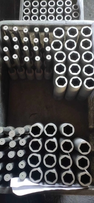 Προσαρμοσμένα διαφορετικά μεγέθη Graphite Μούχλα για χάλκινο σωλήνα ράβδου σύμφωνα με το σχέδιο σας