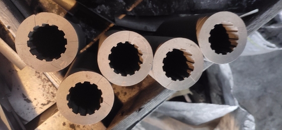 1.85g/cm3 Εσωτερικά επικαλυμμένα στρογγυλά εργαλεία εξάγωνου γραφίτη για συνεχείς χύτευσης χαλκού από άνθρακα
