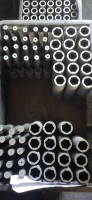 Προσαρμογή Σχήμα γραφίτη για συνεχή χύτευση στη βιομηχανία τυποποίησης χαλκού