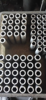 Μέσα πολύ ομαλά DC-1.85 Graphite Die για οριζόντια συνεχής χύτευση σωλήνων χαλκού